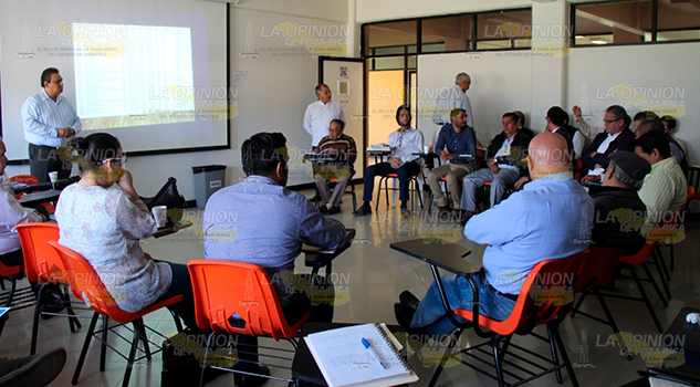 Exitosos talleres Programáticos para el Desarrollo Integral en Poza Rica Exitosos talleres Programáticos para el Desarrollo Integral en Poza Rica