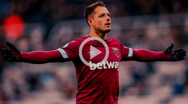 Gol del "Chicharo" en el West Ham con... ¿la mano de Dios?