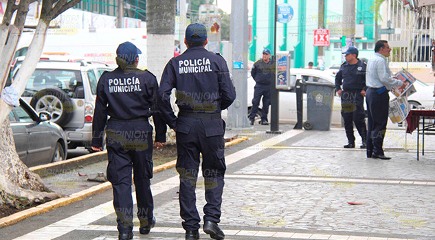 Hay trabajo para policías en Poza Rica Hay trabajo para policías en Poza Rica