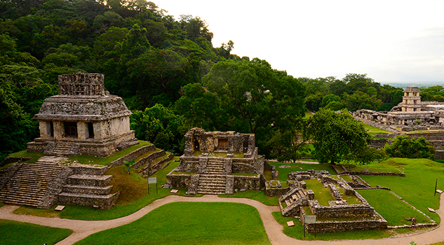 Revisan trascendencia de la Zona Arqueológica de Palenque en los 80 años del INAH