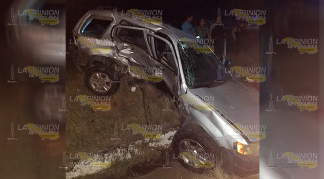 Invade carril y provoca encontronazo sobre la Tuxpan - Tampico