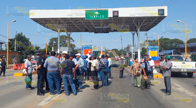 Libre pasó en el puente José López Portillo (1)