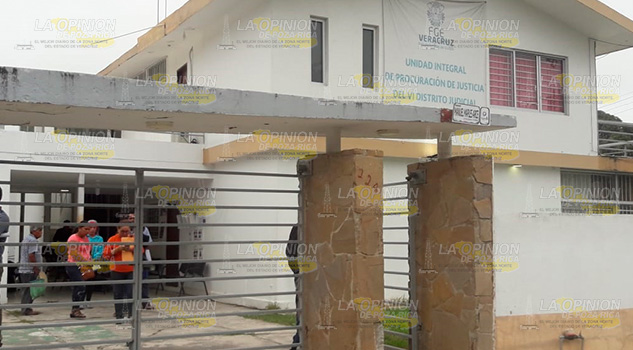 Los estafa su autoridad, acusan habitantes de comunidad de Tamiahua