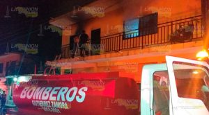 Por corto circuito se incendia casa en Gutiérrez Zamora Por corto circuito se incendia casa en Gutiérrez Zamora