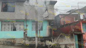 Se quema casa en Tuxpan, deja cuantiosos daños Se quema casa en Tuxpan, deja cuantiosos daños