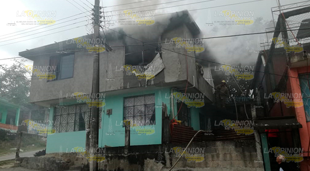 Se quema casa en Tuxpan, deja cuantiosos daños Se quema casa en Tuxpan, deja cuantiosos daños