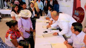 Se unen en matrimonio 140 parejas en Álamo