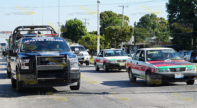 Se va la Fuerza Civil de Tihuatlán y llega la Policía Estatal Se va la Fuerza Civil de Tihuatlán y llega la Policía Estatal
