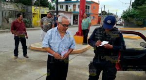 Taxista derriba a motociclistas en Tuxpan Taxista derriba a motociclistas en Tuxpan