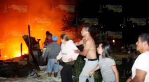 Terror por incendio de una vivienda en Poza Rica Terror por incendio de una vivienda en Poza Rica