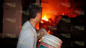 Terror por incendio de una vivienda en Poza Rica Terror por incendio de una vivienda en Poza Rica