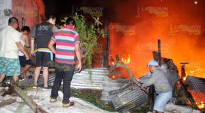 Terror por incendio de una vivienda en Poza Rica Terror por incendio de una vivienda en Poza Rica