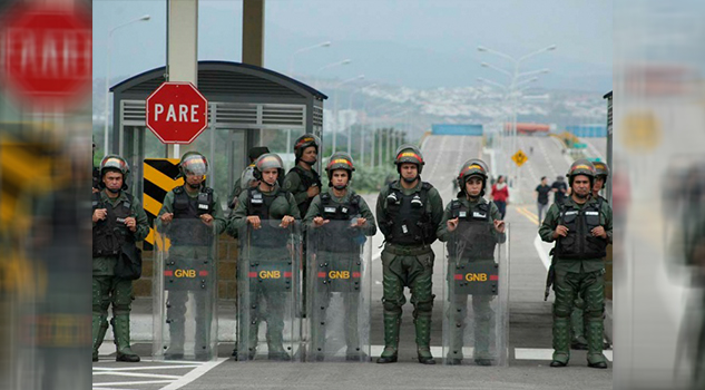 Venezuela fortifica frontera con Colombia y complica ayuda