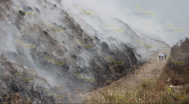 Atienden SEDEMA y dependencias estatales incendio en basurero