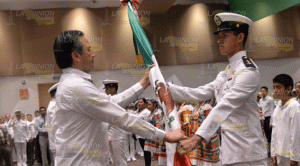 Encabeza Gobernador ceremonia del Día de la Bandera