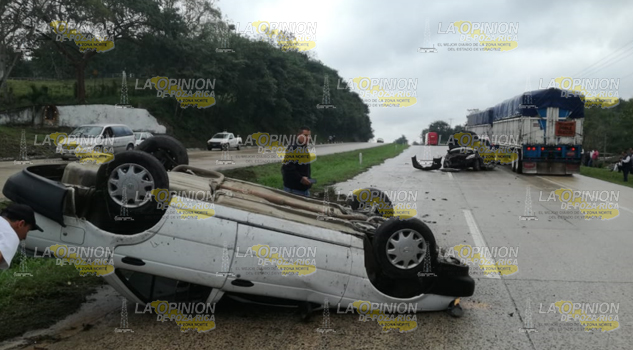 Doble accidente en la autopista; dos personas quedaron heridas