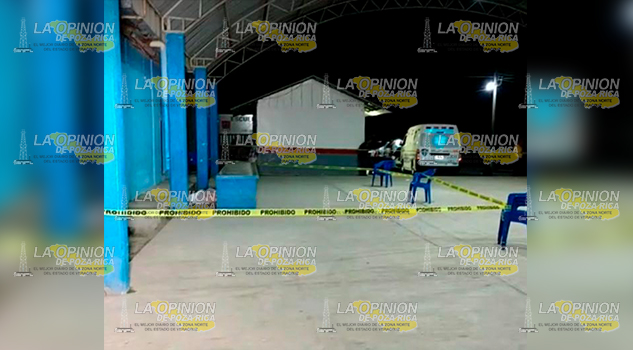 Muere en auditorio persona de la tercera edad en la comunidad de Papantla