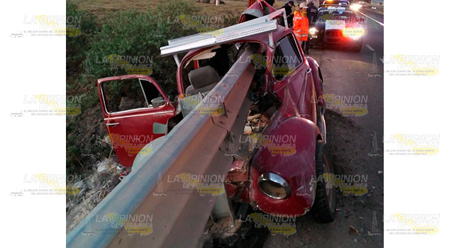 ¡Horrible muerte en la autopista Apizaco - Tejocotal! ¡Horrible muerte en la autopista Apizaco - Tejocotal!