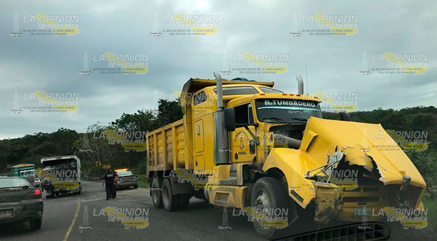 Unidad pesada a Punto de volcar