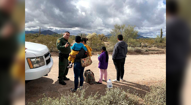 Más de 76 mil migrantes cruzaron ilegalmente a EU durante febrero
