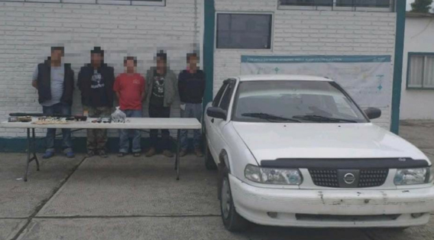 Detienen a 5 por posesión ilegal de armas de fuego, en Tihuatlán