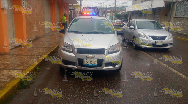 Atropella a mujer de 58 años