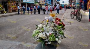 Alegre y colorido desfile de primavera en Álamo Alegre y colorido desfile de primavera en Álamo