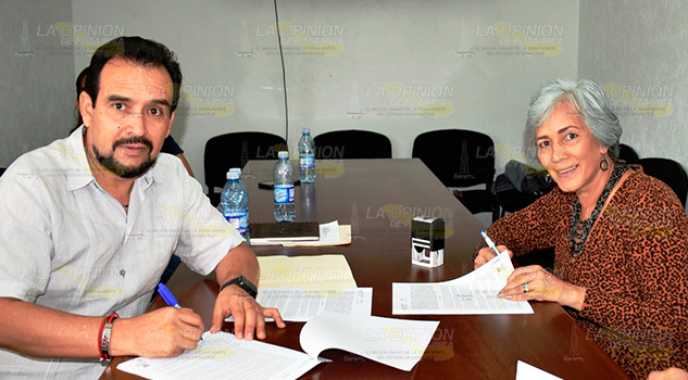 Ayuntamiento de Tlapacoyan e INSUS firman convenio de colaboración Ayuntamiento de Tlapacoyan e INSUS firman convenio de colaboración