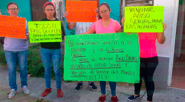 Denuncian a maestro que acosaba sexualmente a las estudiantes en Veracruz Denuncian a maestro que acosaba sexualmente a las estudiantes en Veracruz