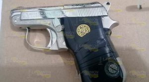 Detienen a sujeto con arma de fuego en el centro de Tuxpan Detienen a sujeto con arma de fuego en el centro de Tuxpan