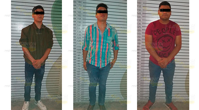 Capturan a 3 empistolados en Tuxpan, tronaban cuetes en la playa