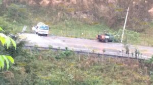 Encontronazo entre camioneta militar y pipa de gas en el boulevard Papantla - Tajín Encontronazo entre camioneta militar y pipa de gas en el boulevard Papantla - Tajín