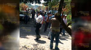 Habitantes de Morgadal abren paso en la carretera Matamoros - Puerto Juárez Habitantes de Morgadal abren paso en la carretera Matamoros - Puerto Juárez