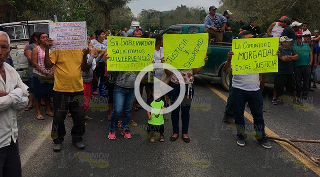 Habitantes de Morgadal bloquean la carretera Matamoros - Puerto Juárez