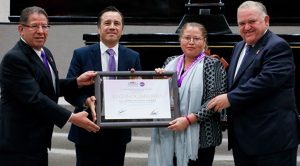 Llama Gobernador a unir esfuerzos para erradicar la violencia contra las mujeres Llama Gobernador a unir esfuerzos para erradicar la violencia contra las mujeres