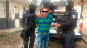 Lo detienen por robar una dulcería en Papantla Lo detienen por robar una dulcería en Papantla