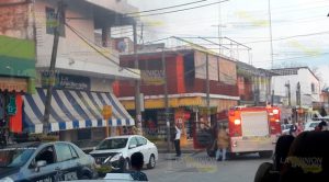 Se quema bodega de papelería en Álamo Se quema bodega de papelería en Álamo