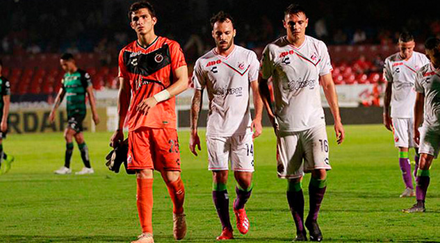 Tiburones Rojos de Veracruz, muriendo lentamente Tiburones Rojos de Veracruz, muriendo lentamente