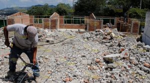 Retraso en la obra de la telesecundaria de Poza Rica Retraso en la obra de la telesecundaria de Poza Rica