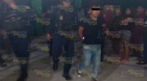 Detienen a 11
delincuentes en la comunidad de Morgadal, fueron puestos a disposición de la FGE Habitantes de la comunidad Mordagal detuvieron a delincuentes