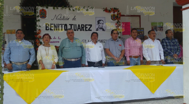 Conmemoran natalicio de Benito Juárez en Espinal