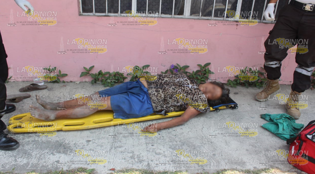 Mujer se desmaya en la Camacho