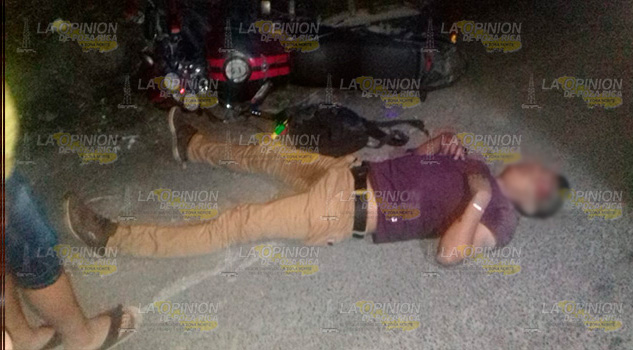 Derrapó su moto en la Brecha Huasteca