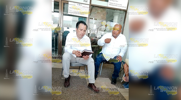 Sorpresiva visita del gobernador a ex trabajadores en paro en el SAT
