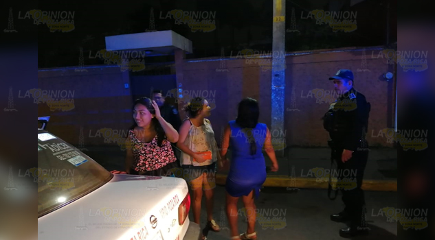 Riña de mujeres en la 20, se dieron con todo