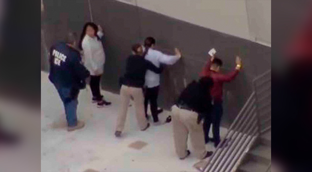 Ejecutan redada migrante en empresa de Texas; detienen a 280