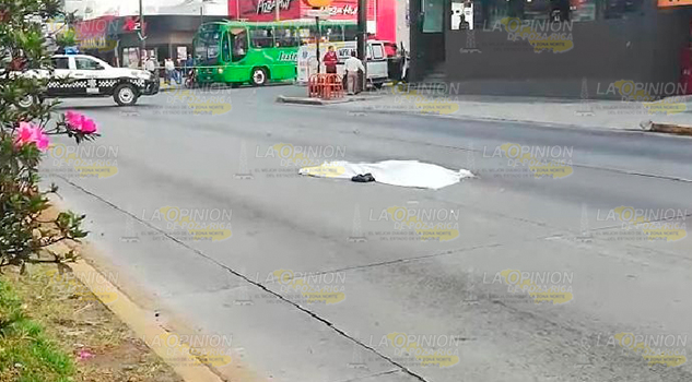 Muere atropellado en Lázaro Cárdenas de Xalapa