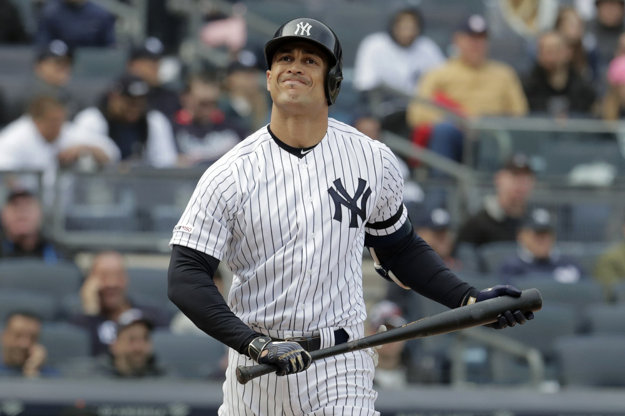 Yankees envían a lista de lesionados de 10 días a Stanton y Andújar