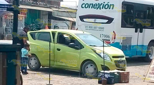 SE QUEJAN DE TAXIS "PIRATA"