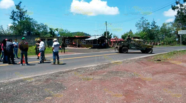 CIERRAN LA MÉXICO-TUXPAN POR FUGA DE COMBUSTIBLE